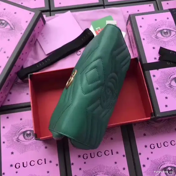 First bag ru Wallet Gucci 0617